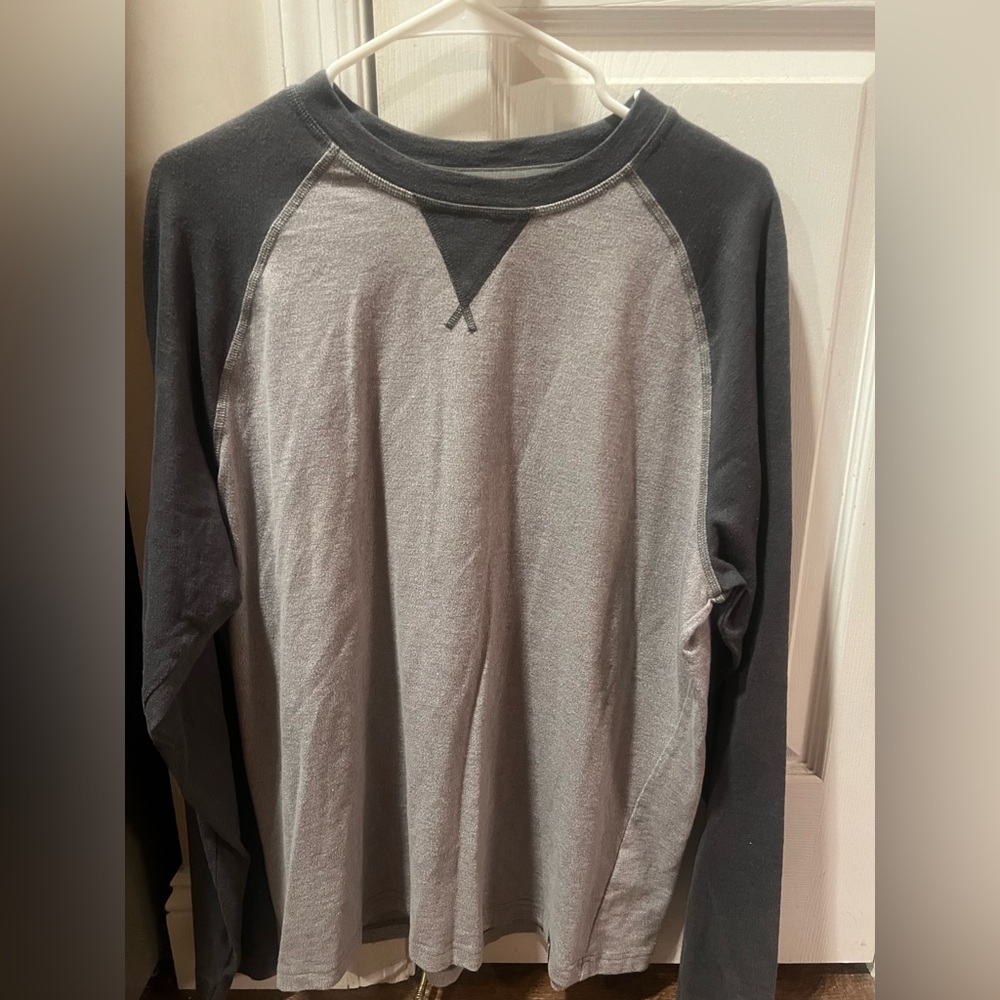 The North Face shirt size large